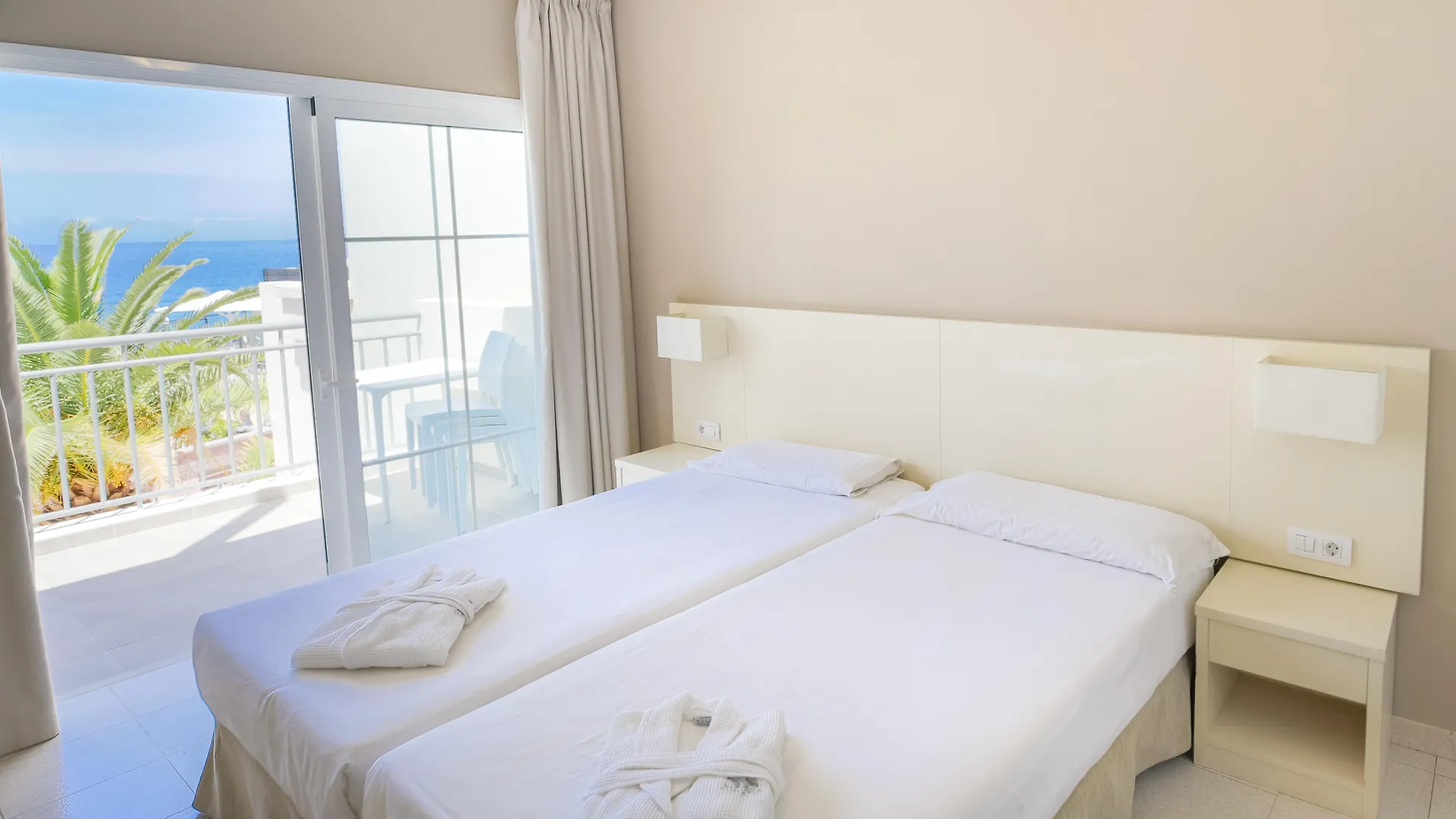 Los Olivos Beach Resort Costa Adeje  3*, Costa Adeje (Tenerife) Spain