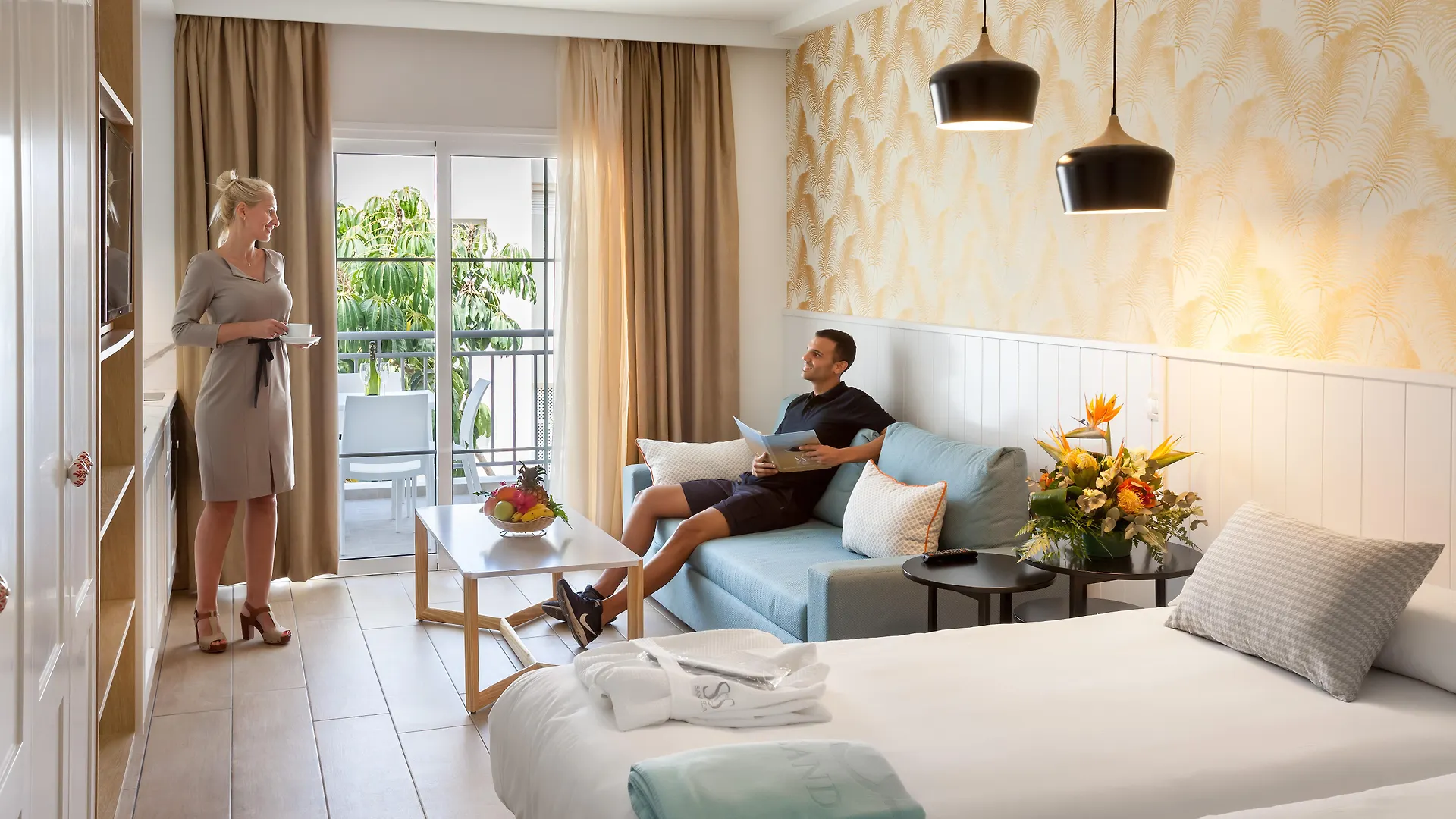 酒店 Los Olivos Beach Resort 阿德耶