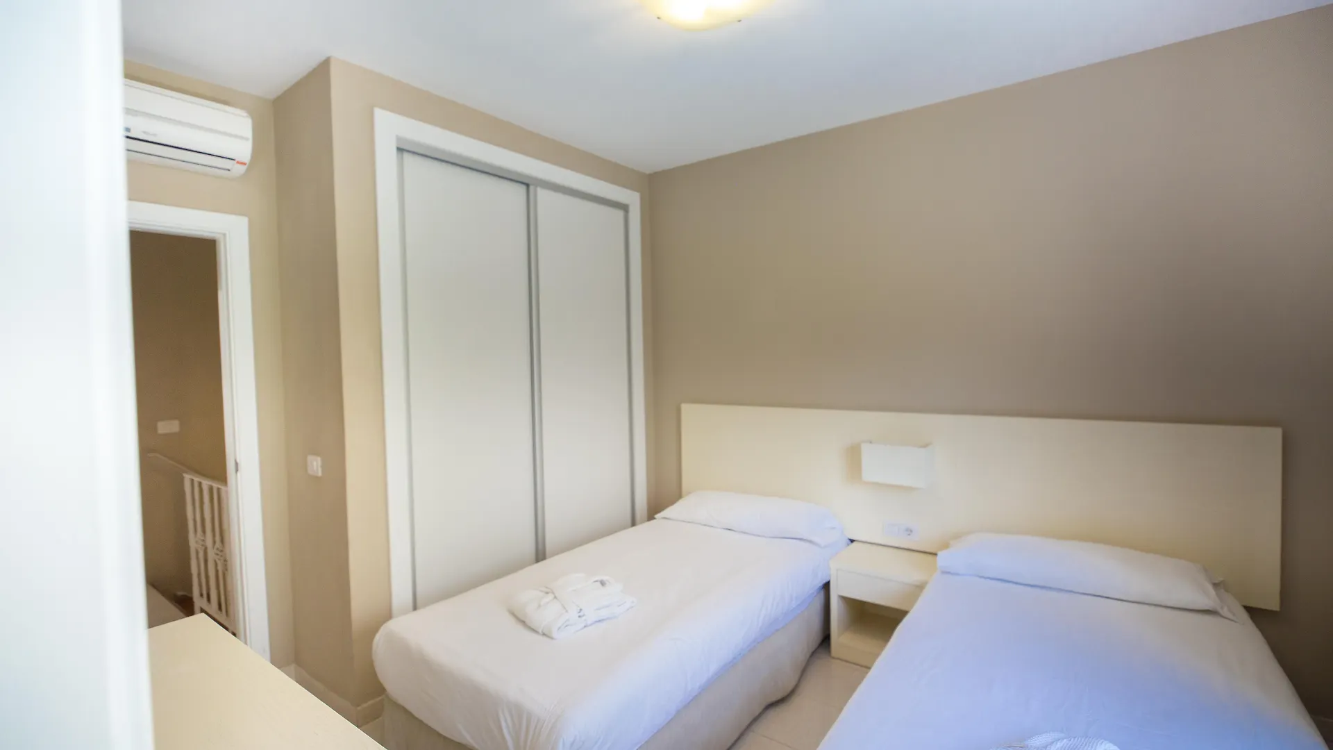 Los Olivos Beach Resort Costa Adeje  Hotel